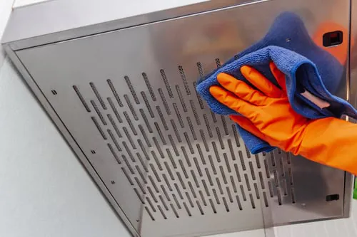 Deep Cleaning vs. Regular Cleaning: Which One Does Your Home Need?